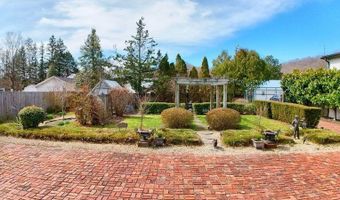 202 Black St, Barbourville, KY 40906