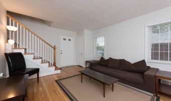 1524 N KENTUCKY St, Arlington, VA 22205
