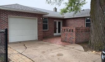 607 L St, Aurora, NE 68818