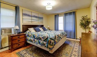 11 Golden Blvd, North Smithfield, RI 02896