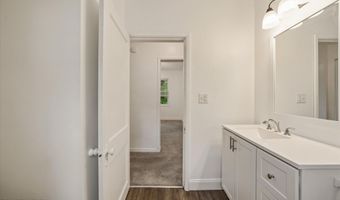 835 E Lincoln Rd, Alcoa, TN 37701