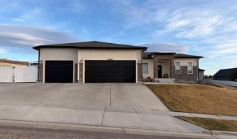 6560 E Crown Cres, Ammon, ID 83406