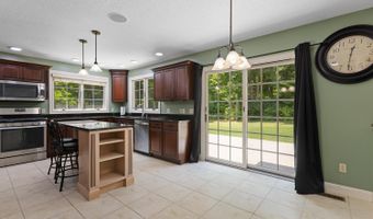 2850 Lee Marie Dr, Adrian, MI 49221