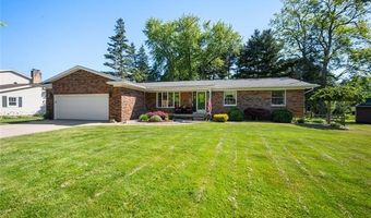 16 Lakeridge Dr, Adrian, MI 49221