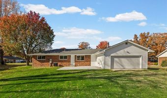 2301 Wedgewood Dr, Alton, IL 62002