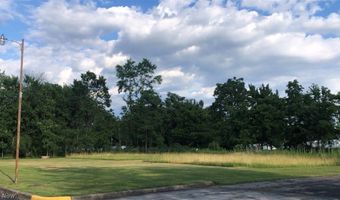 902 S Meridian Rd, Austintown, OH 44509