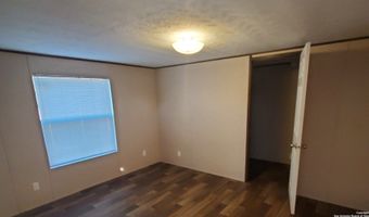 7380 Pittman 3, Adkins, TX 78101