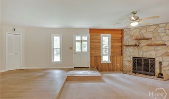 110 Pioneer Dr, Athens, GA 30605