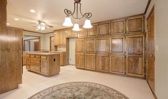 7112 NW 32nd St, Bethany, OK 73008