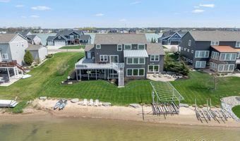 11325 Wake Dr, Allendale, MI 49401