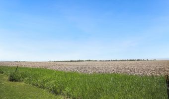 12977 Richmond Heights Dr, Aberdeen, SD 57401