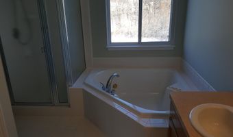 2270 Hickory Point Dr, Ann Arbor, MI 48105