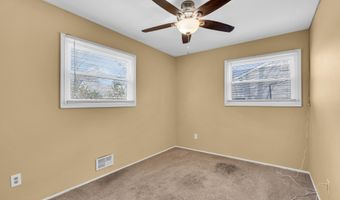 17 Anchorage Blvd, Bayville, NJ 08721