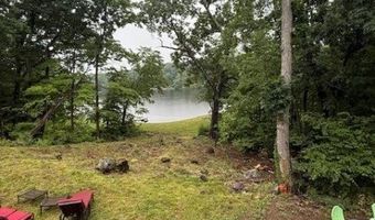 228 Waconia Rd, Alloway, NJ 07422