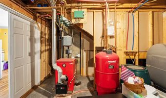 75 Marsh Rd, Belfast, ME 04915