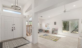 1551 W IRONWOOD Dr, Chandler, AZ 85224