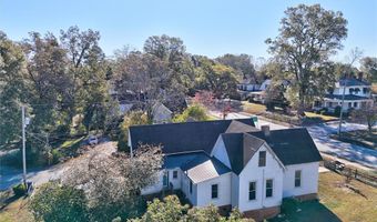 700 N Main St, Abbeville, SC 29620