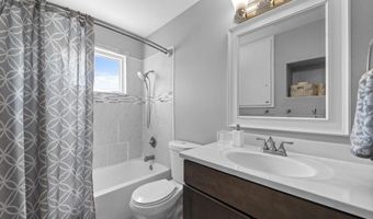 820 CLEVELAND Ave, Cheyenne, WY 82001