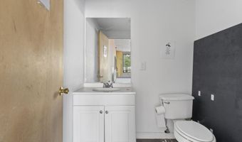 281 Oak St, Biloxi, MS 39530