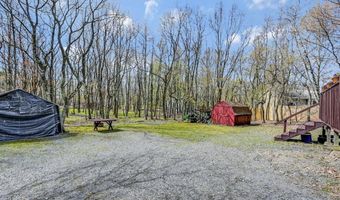 72 Tunkhannock Dr, Albrightsville, PA 18210
