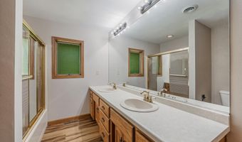 1711 E ROBIN Way, Appleton, WI 54915