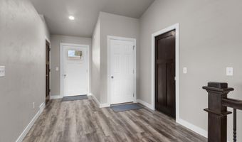 5702 N YOSEMITE Ln, Appleton, WI 54913