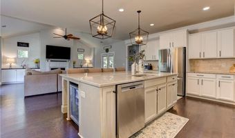 8510 Hightower Rdg, Ball Ground, GA 30107