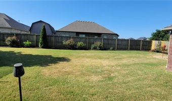 2305 Chinquapin Ave, Bentonville, AR 72713