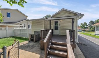 3504 Omega St, Alton, IL 62002