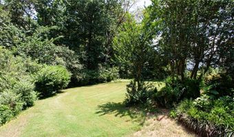 2345 Seagraves Mill Rd, Hull, GA 30646