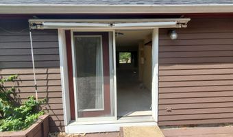 32 Cortland Cir, Bangor, ME 04401