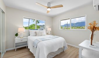 1076 Kahili St, Kailua, HI 96734