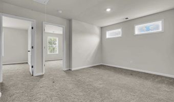 135 Hunter Ridge Dr, Boiling Springs, SC 29316