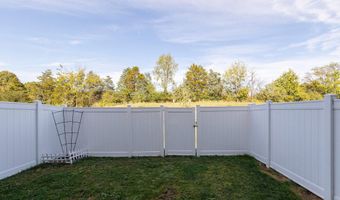 103 BURKWOOD Ter, Lake Frederick, VA 22630