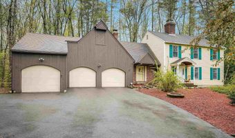 15 Roosevelt Dr, Bedford, NH 03110