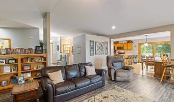 5835 Scenic Acres Rd, Aurora, MN 55705
