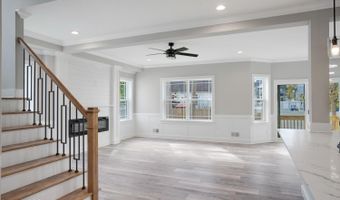 38 Watts Ave, Barnegat, NJ 08005