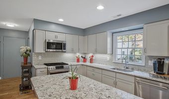 2713 COXSWAIN Pl, Annapolis, MD 21401