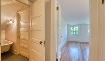 3925 CANTERBURY Rd, Baltimore, MD 21218