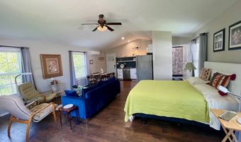 148 20th Ave, Apalachicola, FL 32320