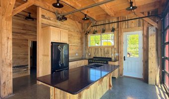 1027 S Barton Rd, Barton, VT 05822