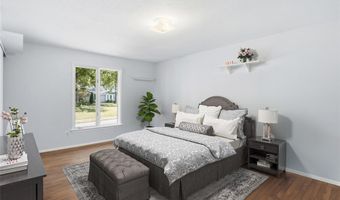 477 Ironwood Dr, Ballwin, MO 63011