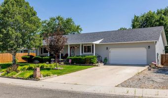 508 River View Dr, Cody, WY 82414