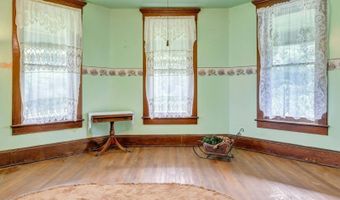 3789 Spring Valley Rd, Alderson, WV 24910