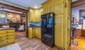 990 River St, Allegan, MI 49010