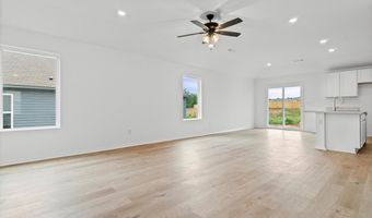 8072 Chesapeake Trl, Bauxite, AR 72011