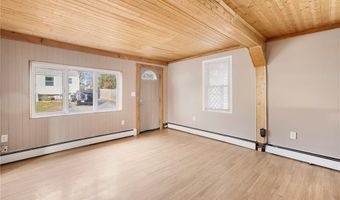 17 Padelford Ave, East Providence, RI 02915