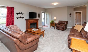 312 NE Pinehurst Cir, Ankeny, IA 50021