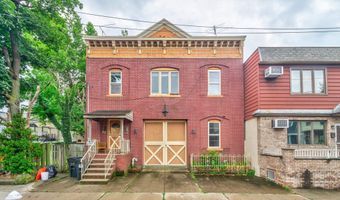 30 W 9TH St 2, Bayonne, NJ 07002