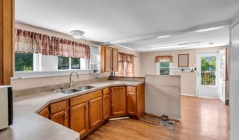 19 High St, Allentown, NJ 08501